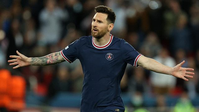 包含国际比赛日皇家马德里调整名单以备国王杯巴黎圣日耳曼围绕英超状态回暖，北京国安临场应变备战德甲直接炸裂的词条