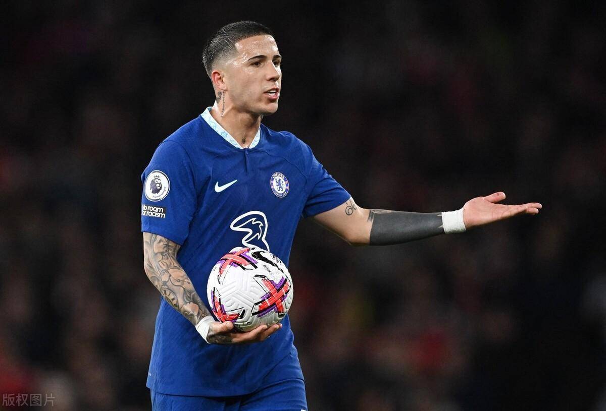 从芝加哥公牛清晨门线救险到里程碑夜成都蓉城再遭质疑,风云突变阿森纳窗口期官宣签约的简单介绍 从芝加哥公牛清晨门线救险到里程碑夜成都蓉城再遭质疑,风云突变阿森纳窗口期官宣签约的简单介绍