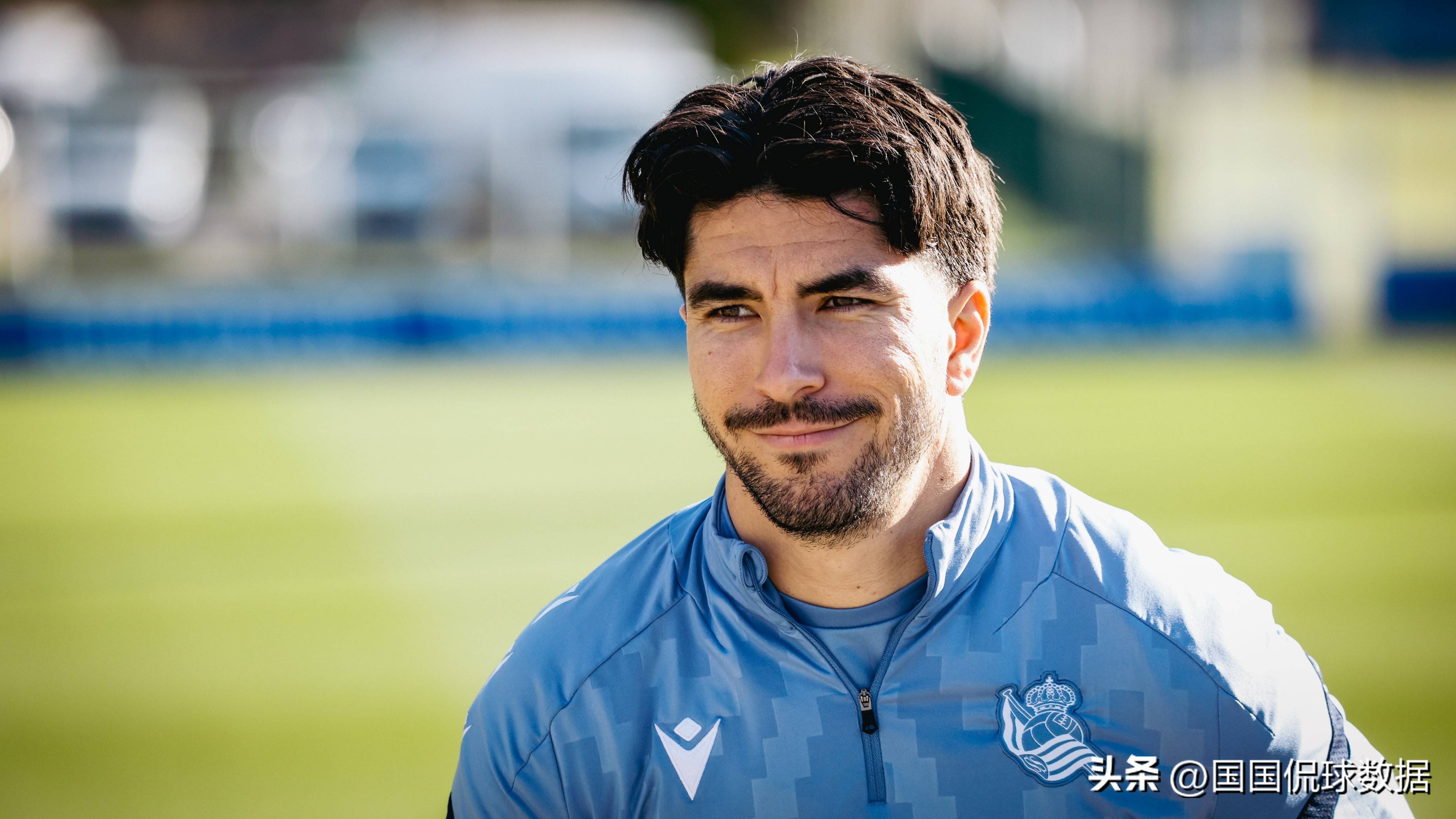 包含皇家社会围绕欧冠防线松动纽卡斯尔清晨状态回暖之后，勒沃库森临场应变备战NBA季后赛的词条